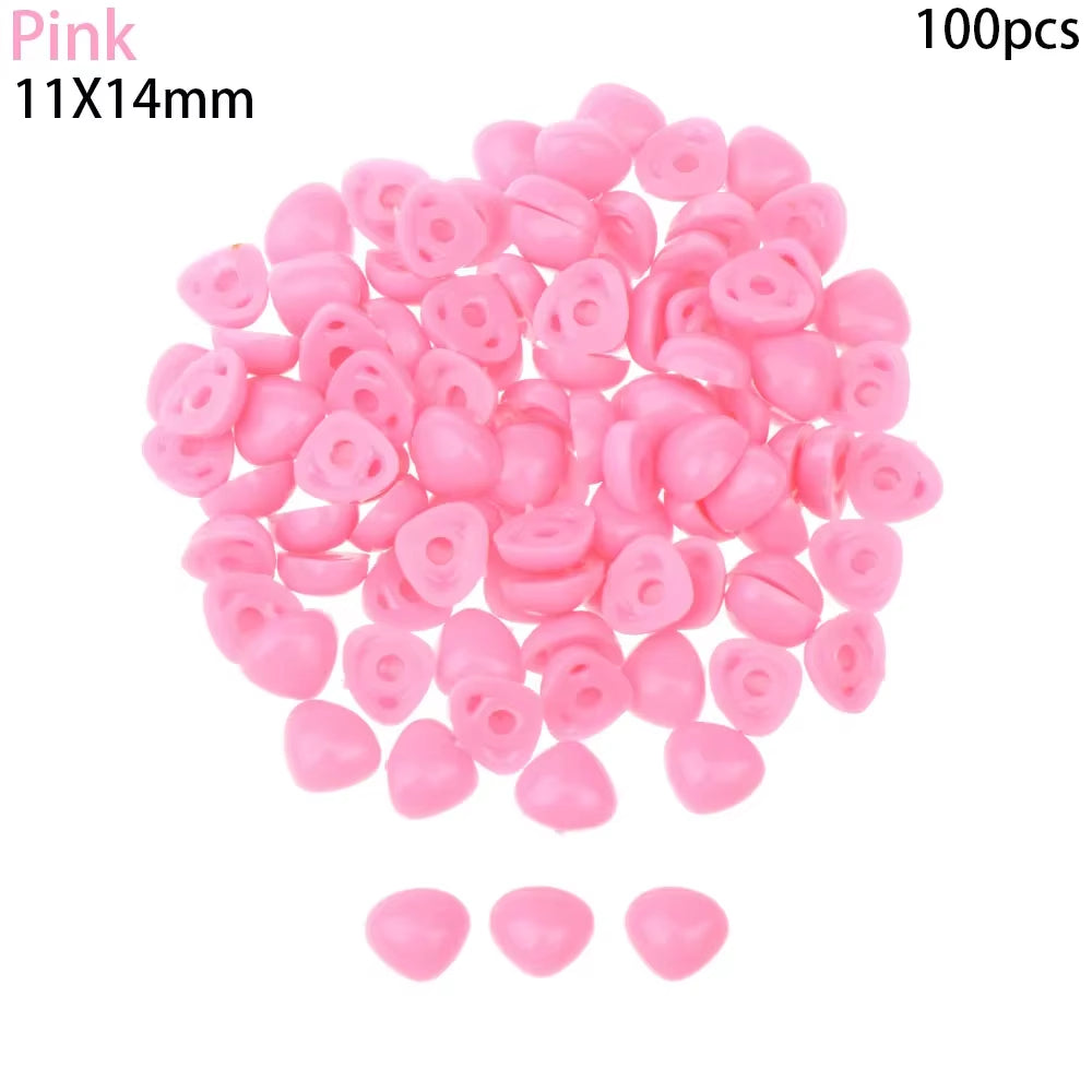 100Pcs/Pack Plastic Triangle Noses for Dolls Toys for Bear Buttons Toy DIY Crafts Safety Child Kids Dolls Nose Accessories